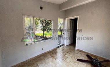 Casa en Condominio con Alberca Común en  Renta