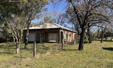 Casa en Venta a Reciclar Pueblo Liebig