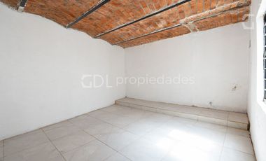 LAS PINTITAS CASA MUY AMPLIA EN VENTA