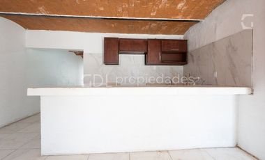 LAS PINTITAS CASA MUY AMPLIA EN VENTA