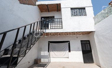 LAS PINTITAS CASA MUY AMPLIA EN VENTA