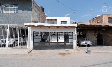 LAS PINTITAS CASA MUY AMPLIA EN VENTA