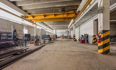 ALQUILER - DEPOSITO - 1400 M2 - BURZACO