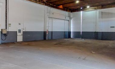 ALQUILER - DEPOSITO - 1400 M2 - BURZACO