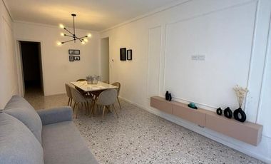 Departamento en Venta Plaza Colón con balcón y cochera