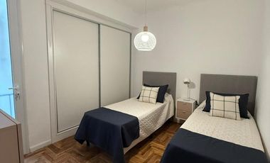 Departamento en Venta Plaza Colón con balcón y cochera