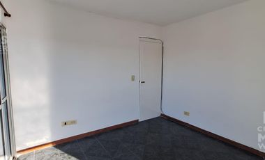 Departamento en venta y alquiler de 2 ambientes  - Escobar centro.