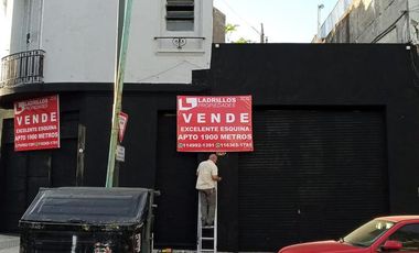 LOTE EN GURRUCHAGA Y WARNES PARA 2000 M DE OBRA CON UN LOCAL EN ESQUINA!!