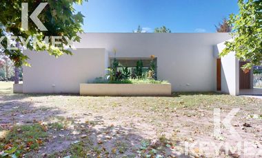 VENTA CASA MIRALAGOS 3 DORMITORIOS