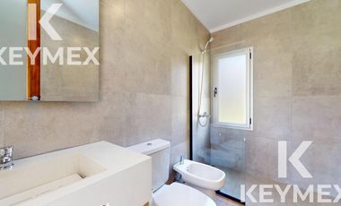 VENTA CASA MIRALAGOS 3 DORMITORIOS