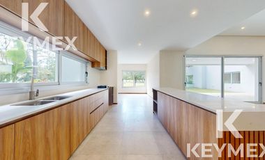 VENTA CASA MIRALAGOS 3 DORMITORIOS