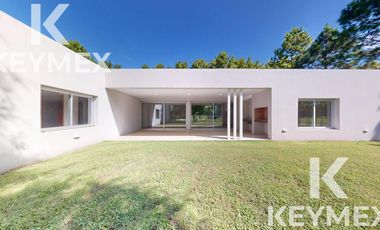 VENTA CASA MIRALAGOS 3 DORMITORIOS