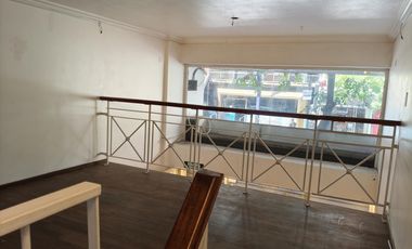 Local en excelente ubicación