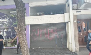 Local en excelente ubicación