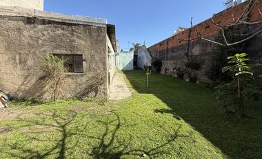 Casa en Venta 3 Amb. a reciclar - lote de 10 x 40 - Ramos Mejia
