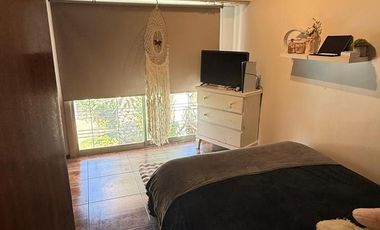 Casa de Seis ambientes con Quincho, Pileta y Espacio Cochera en Venta en Wilde