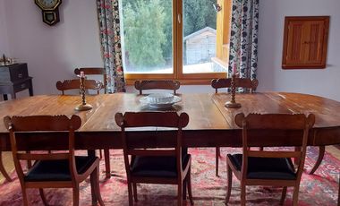 Casa sobre amplio terreno en venta - Villa La Angostura con vista a lago y montaña