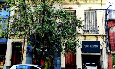 Casa en venta. Ideal para emprendimiento inmobiliario y/o de salud.