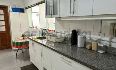 Exclusivo departamento con 3 terrazas en Chacarilla de  217 m² – Surco