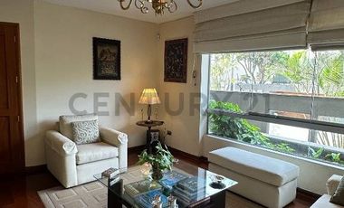 Exclusivo departamento con 3 terrazas en Chacarilla de  217 m² – Surco