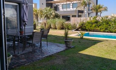 Casa en Lagos de Canning – 3 Dorm – 1 Planta con Pileta