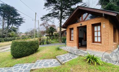 VENTA | CHALET DE LADRILLOS | 3 AMB CON PILETA | SIERRA DE LOS PADRES