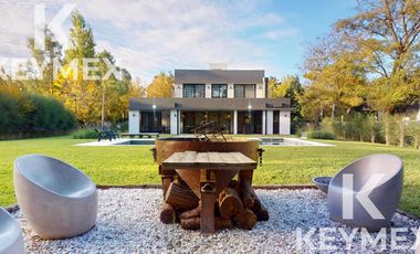VENTA CASA EN MIRALAGOS