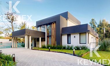 VENTA CASA EN MIRALAGOS