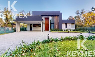 VENTA CASA EN MIRALAGOS