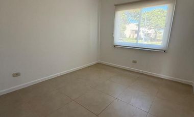 Casa en venta en planta baja en Vistas Puertos