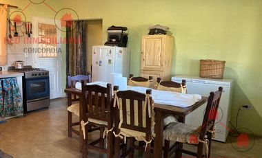 Casa en venta en CLODOMIRO LEDESMA