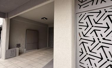 Departamento con cochera y baulera