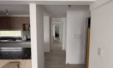 Departamento con cochera y baulera