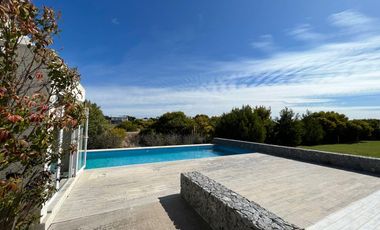 DEPARTAMENTO EN VENTA 2 AMB  COSTA ESMERALDA, AL GOLF 19  PAR 3° 1896