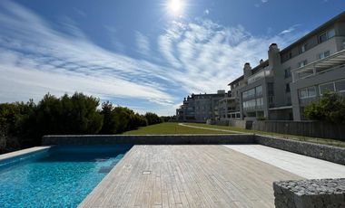 DEPARTAMENTO EN VENTA 2 AMB  COSTA ESMERALDA, AL GOLF 19  PAR 3° 1896