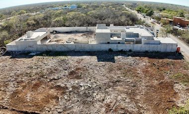 Pre Venta Impresionante Casa 1 Planta, 2130 m2 Terreno En Chicxulub Pueblo, Yucatan