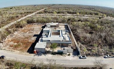 Pre Venta Impresionante Casa 1 Planta, 2130 m2 Terreno En Chicxulub Pueblo, Yucatan