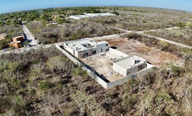 Pre Venta Impresionante Casa 1 Planta, 2130 m2 Terreno En Chicxulub Pueblo, Yucatan