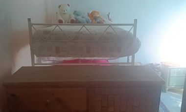 Casa en Venta en Col. Cumbria, Cuautitlán Izcalli con 3 rec, 2 baños y 2 estacionamientos