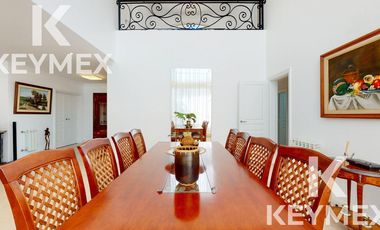 VENTA CASA DE 5 DORMITORIOS EN MIRALAGOS