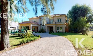 VENTA CASA DE 5 DORMITORIOS EN MIRALAGOS