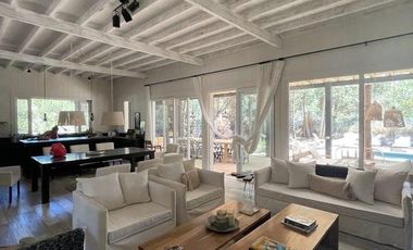 Casa en Venta Costa Esmeralda