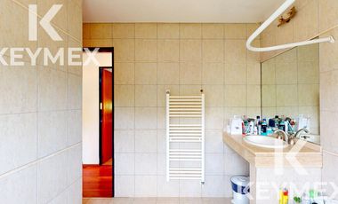 VENTA CASA DE 4 DORMITORIOS EN CITY BEL