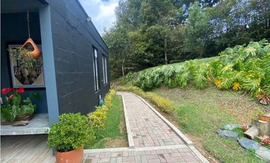 Espectacular casa campestre en parcelación vía La Ceja Rinegro