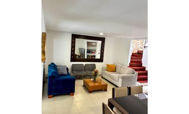 VENDO HERMOSA CASA EN ENVIGADO ANTIOQUIA