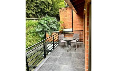 VENDO HERMOSA CASA EN ENVIGADO ANTIOQUIA