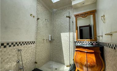 ARRIENDO AMOBLADA BELLISIMA CASA EN SANTANA ORIENTAL