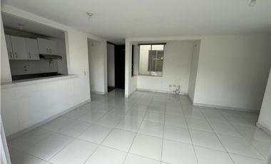 Vendo apartamento muy amplio en Barrio Corales