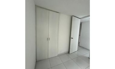 Vendo apartamento muy amplio en Barrio Corales
