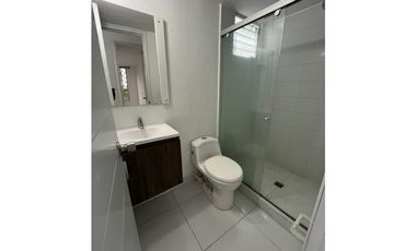 Vendo apartamento muy amplio en Barrio Corales